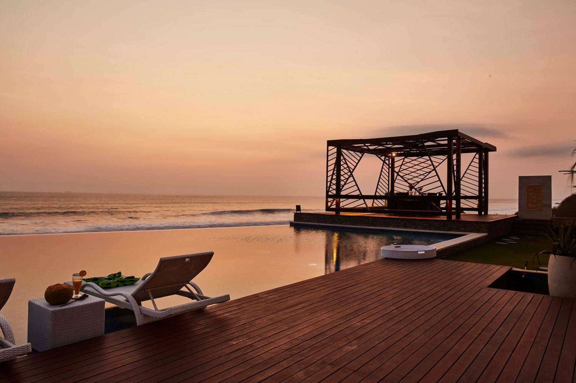 Abian Kapas Beach House Selemadeg 외부 사진